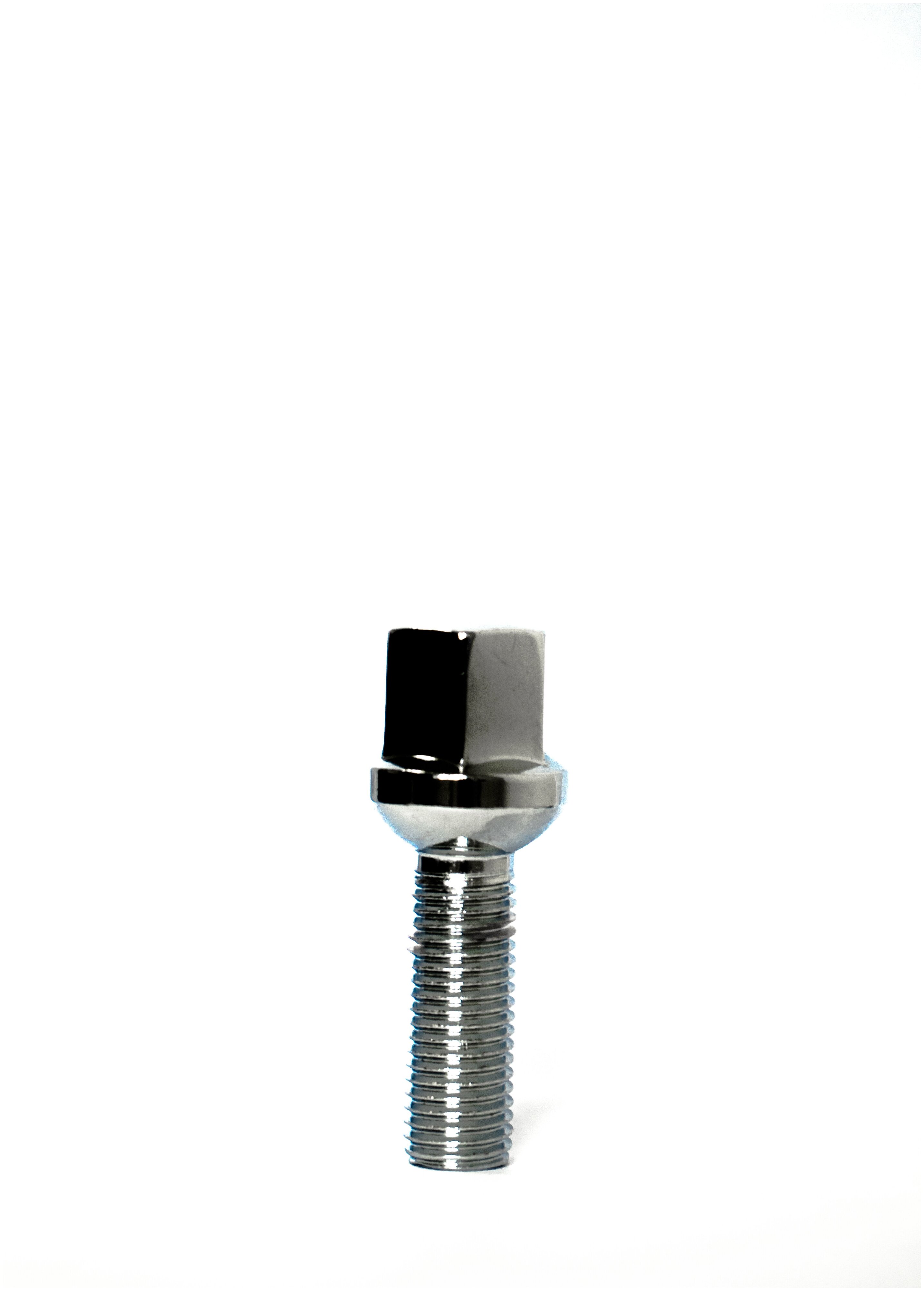 Болт M12x1.5; 54; 27; 17 сфера CH